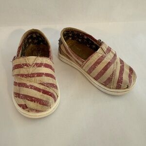 Toddler American flag Tom’s slip on shoes size 5